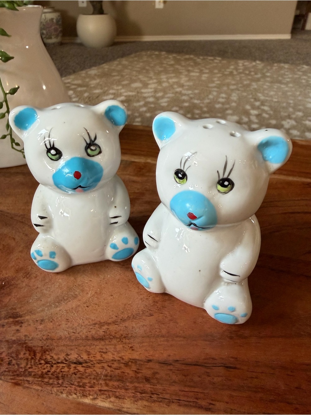 Vintage Hand-Painted Bear Salt & Pepper Shakers Set w/ Original Stoppers